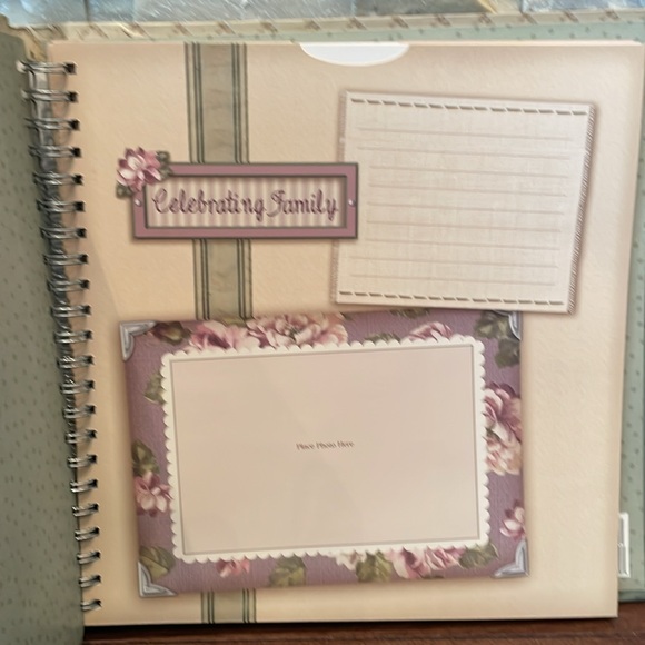 Grandmother scrapbook - Picture 3 of 6